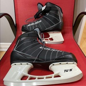 Bauer Iced Skates